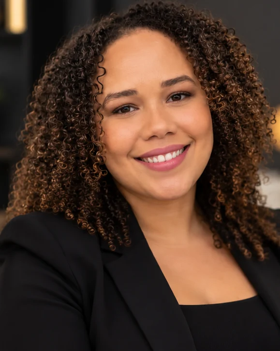 Portrait of Indy Morales, founder of IM Language Solutions
